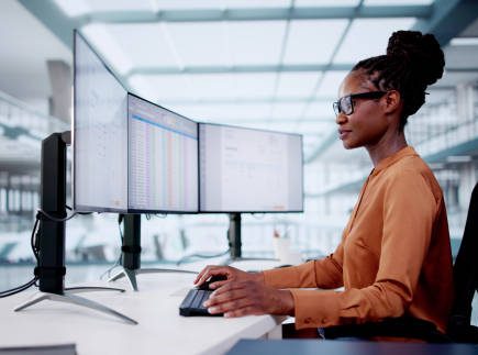 Le métavers change profondément la présence des entreprises sur le web. En effet, elles doivent créer des expériences immersives