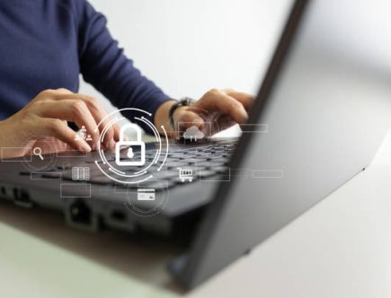 Aujourd’hui, le numérique s’impose dans toutes les sphères professionnelles. En effet, les entreprises comme les créateurs