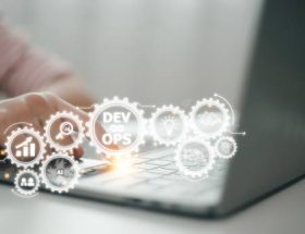 Tout d’abord, une newsletter performante renforce la relation avec votre audience. Ensuite, elle permet de fidéliser vos clients